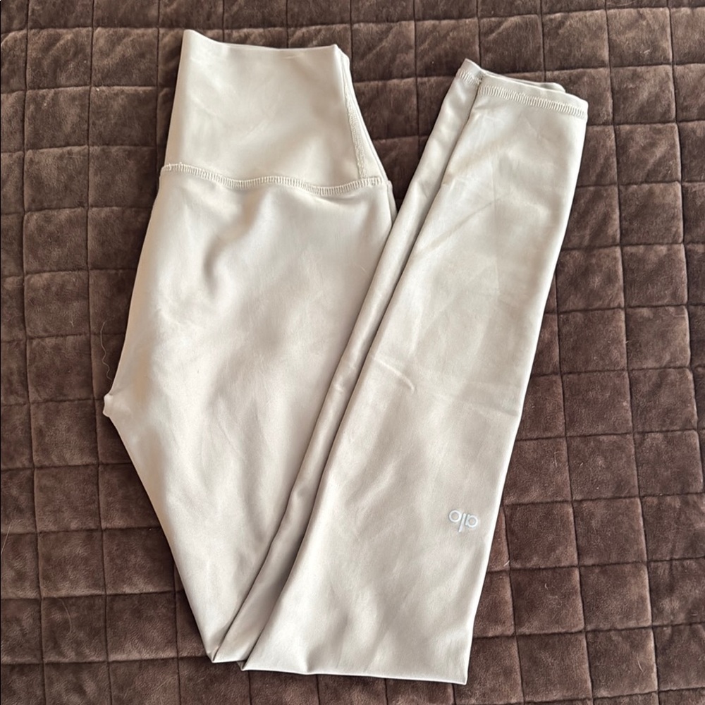 ALO Yoga Taupe Airlift Leggings Small